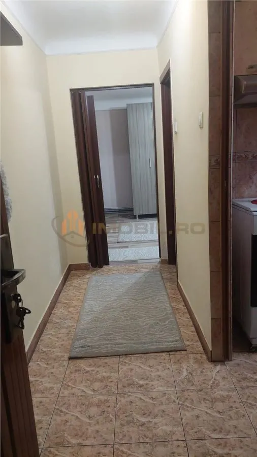 Apartament 2 camere Podu Ros - foto 2