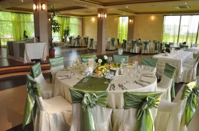 Afacere la cheie >Complex Saloane de evenimente\Cazare\Restaurant - foto 3