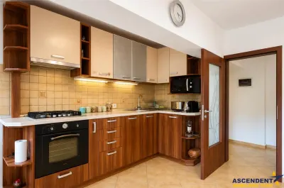 Apartament 3 camere, etaj1, 2 bai, loc parcare,  Racadau, Brasov - foto 3