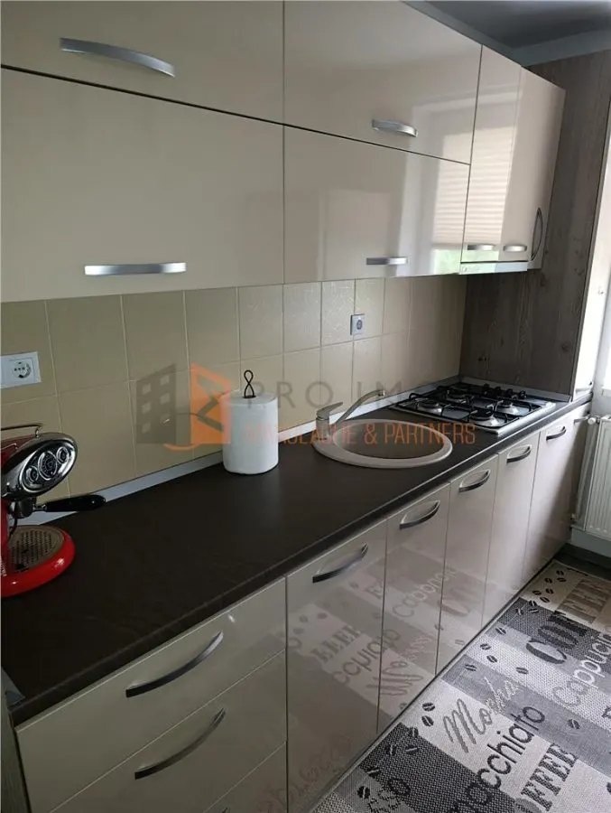 Apartament 2 camere cf 1 decomandat zona Crang - foto 6