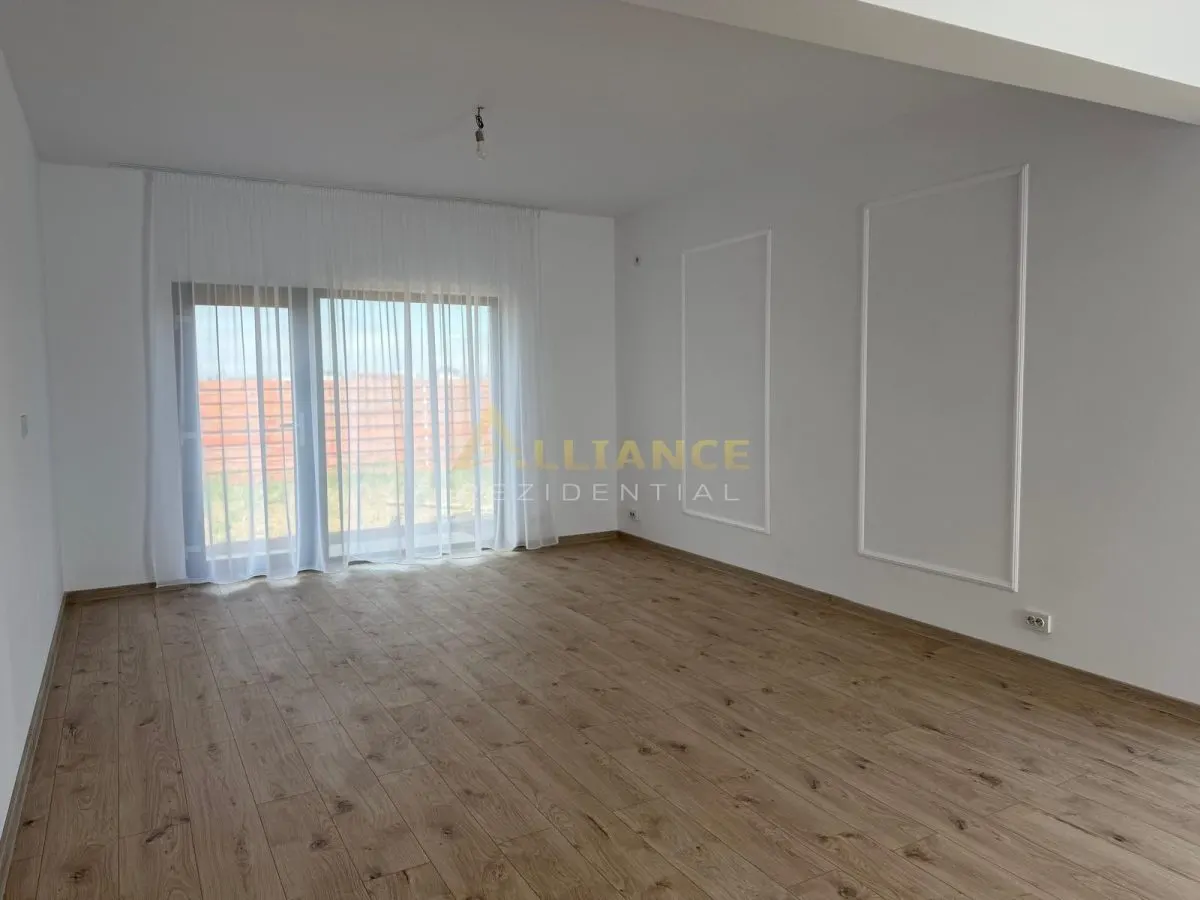 Casa individuala parter - 3 camere 2 bai - teren 375mp - foto 4