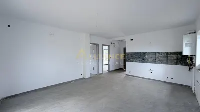 Casa Individuala - 3 camere - 1 baie - 250mp teren - foto 4