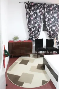 Apartament  2 camere Mircea cel Batran 377 euro - Iasi