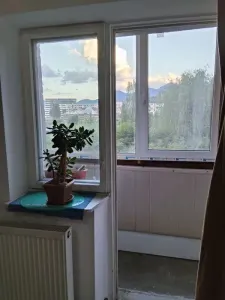 Apartament 2 camere Racadau-intrare,2 balcoane,135000 Euro - Brasov