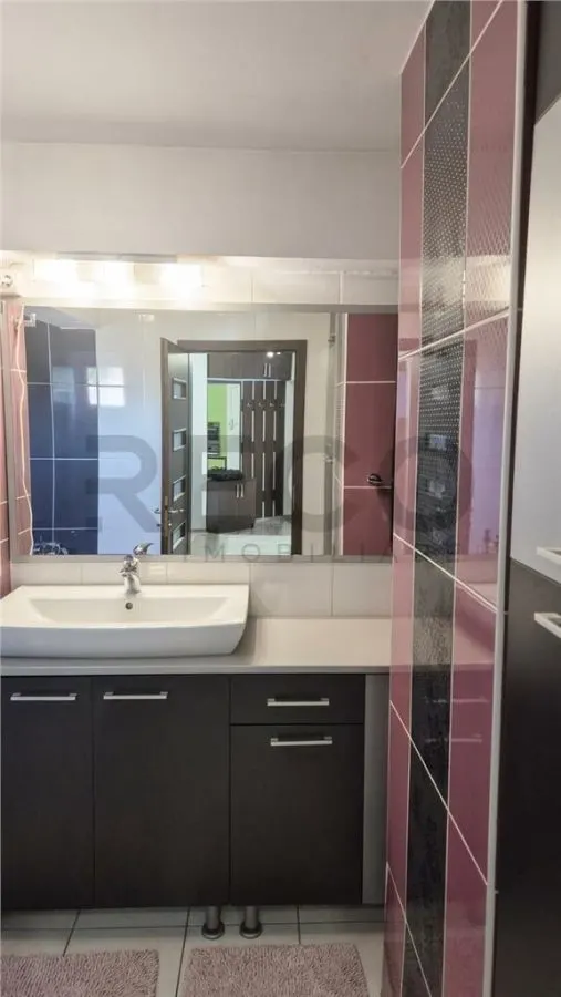 RECO Apartament cu 3 camere in Oradea Decebal - foto 7