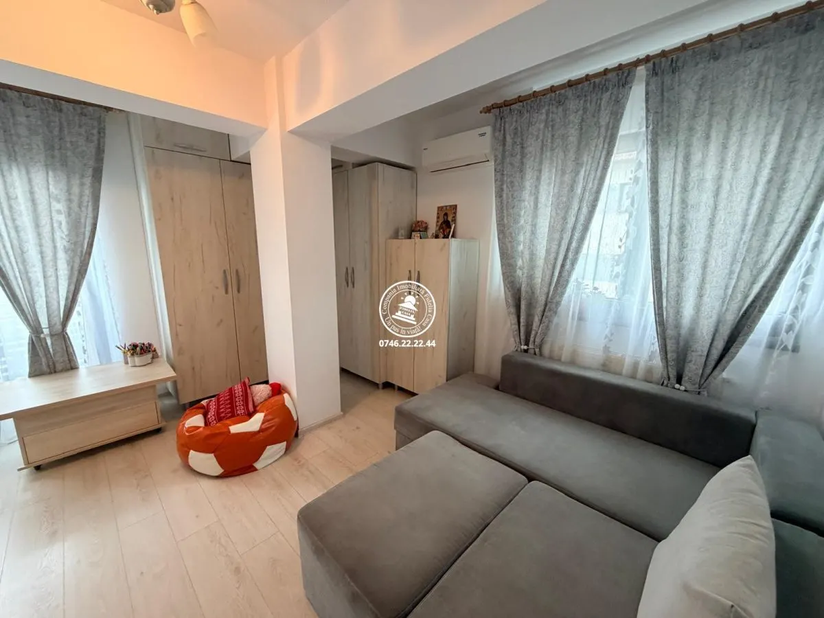 Apartament cu 2 camere decomandat Copou - foto 17