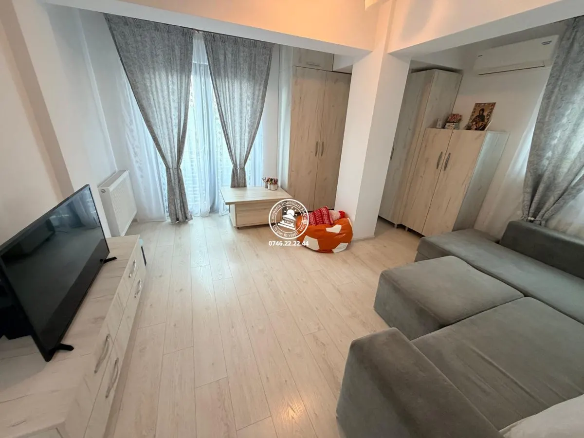 Apartament cu 2 camere decomandat Copou - foto 18