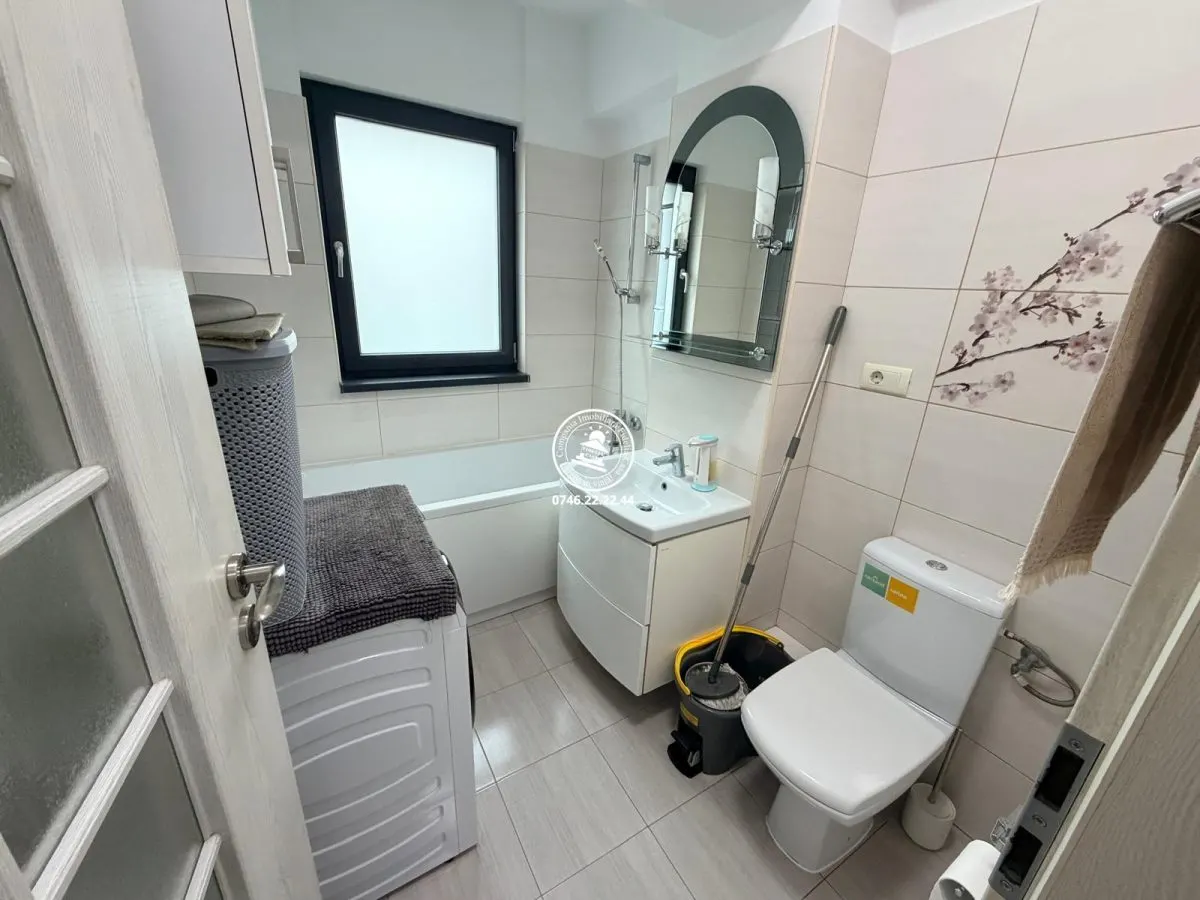 Apartament cu 2 camere decomandat Copou - foto 19