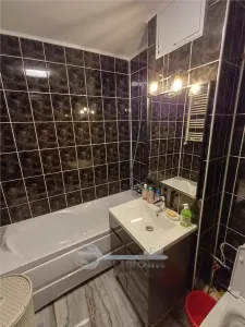 Apartament 1 cameră decomandat, 42 mp â€“ Gara, ideal investiție - foto 12
