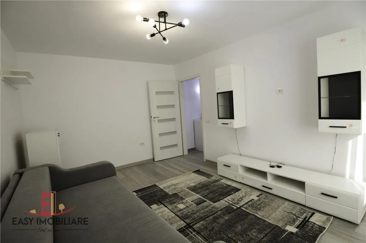 Apartament 2 camere, ultracentral, etaj 1, prima inchiriere, Str. Tineretului - foto 1