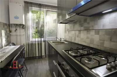 Apartament 2 camere, ultracentral, etaj 1, prima inchiriere, Str. Tineretului - foto 5