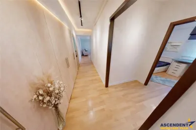 Spatialitate si confort: apartament 4 camere, Central, Brasov: FILM & 3D - foto 3