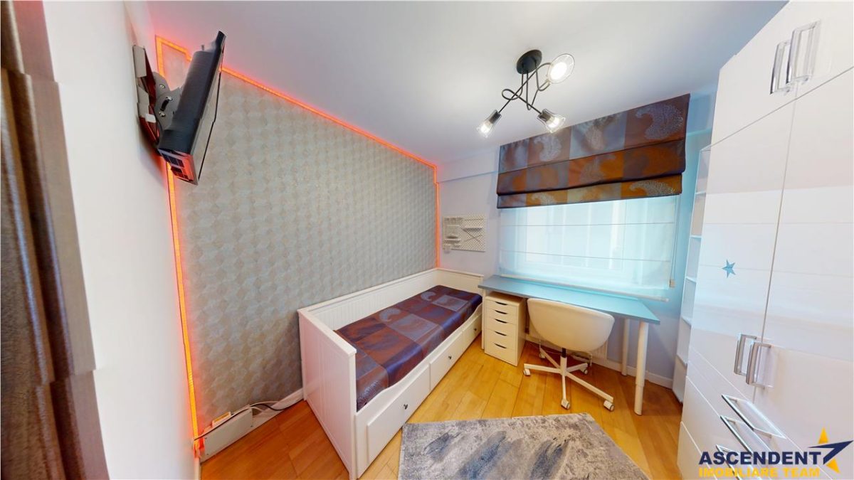 Spatialitate si confort: apartament 4 camere, Central, Brasov: FILM & 3D - foto 25
