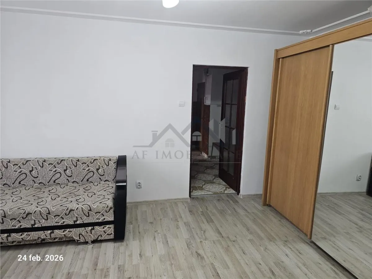 Apartament cu 2 camere Podu Ros - foto 1