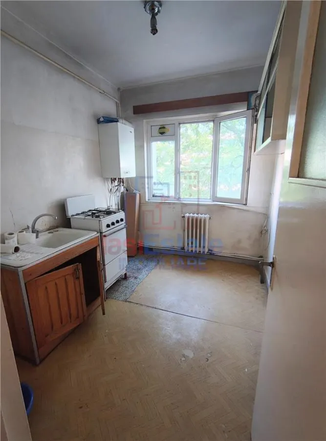 Podu Ros - Zona 0 - Apartament 2 camere decomandat - foto 6