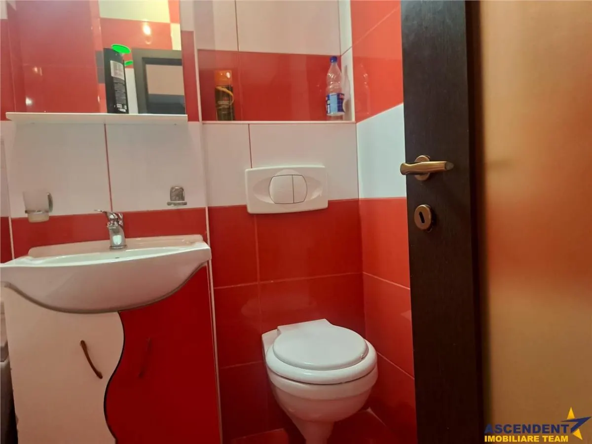 Apartament generos 3 camere de inchiriat, in zona apreciabila, Nicolae Iorga, Sf. Gheorghe - foto 13