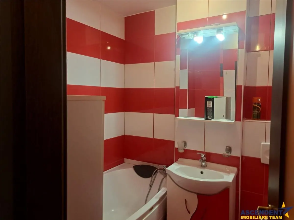 Apartament generos 3 camere de inchiriat, in zona apreciabila, Nicolae Iorga, Sf. Gheorghe - foto 7
