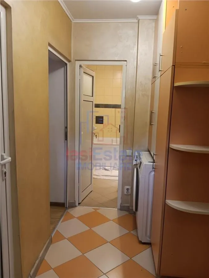 Apartament 3 camere decomandat - foto 19