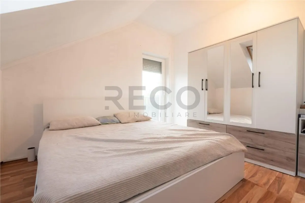 RECO Apartament cu 3 Camere  , Paleu - foto 13