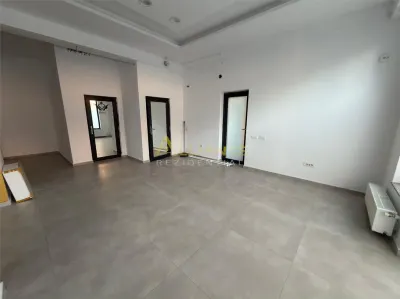 SPATIU COMERCIAL DE VANZARE POSTALIONULUI - foto 2
