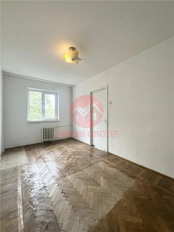 Apartament 2 Camere Semidecomandat, Etaj Intermediar, Tomis Nord Ciresica - foto 4
