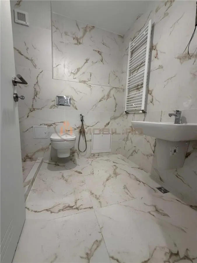 Apartament 2 camere Royal Town Copou - foto 7
