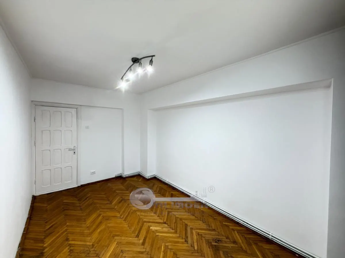 Apartament 3 camere, 75 mp, 2 băi, 2 balcoane, CT, 3 AC, boxă 9 mp și 2 locuri de parcare â€“ Nicolina - foto 6