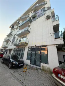 Spațiu Comercial Modern | 88 mp | Vizibilitate Excelentă | 2 Parcări Incluse - Bucuresti