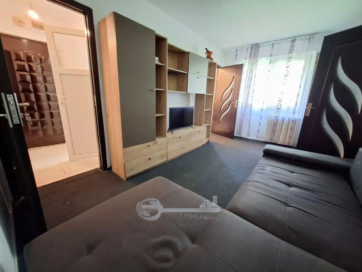Apartament 2 camere, Podu Ros, bloc fara risc, vis a vis de Pasapoarte - foto 2