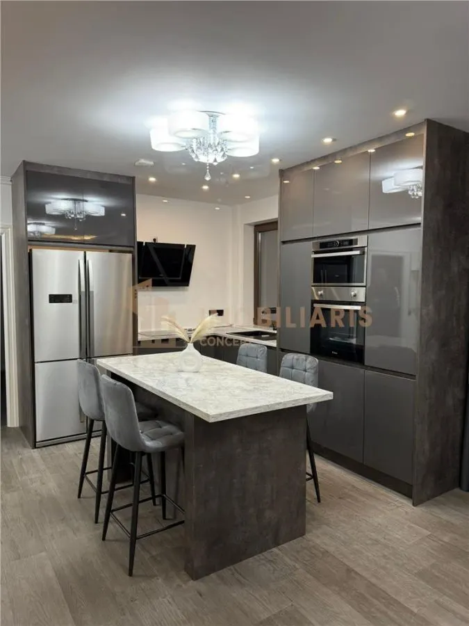 Zona Parcului -Apartament 3 camere de inchiriat - foto 1