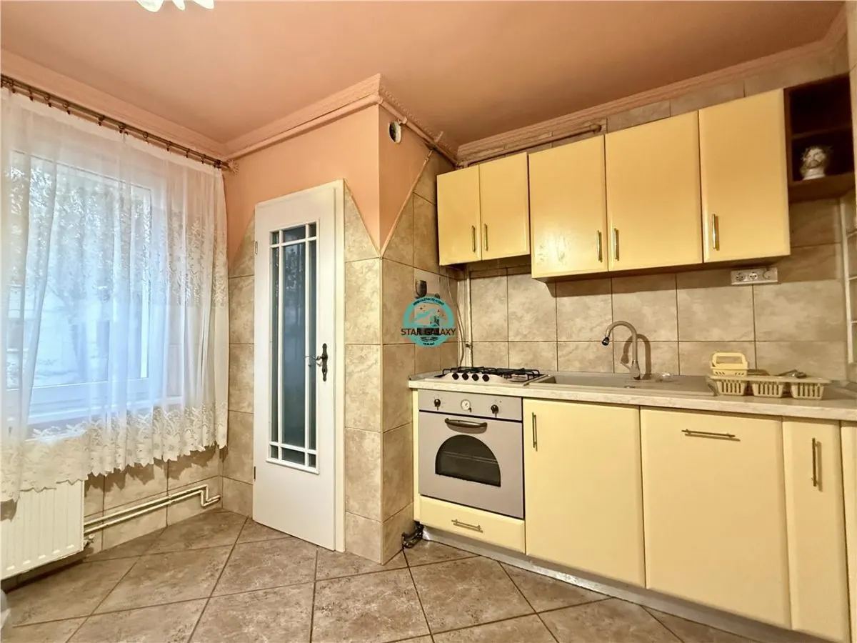 Apartament cu 3 camere, mobilat si utilat in Unirii - foto 6