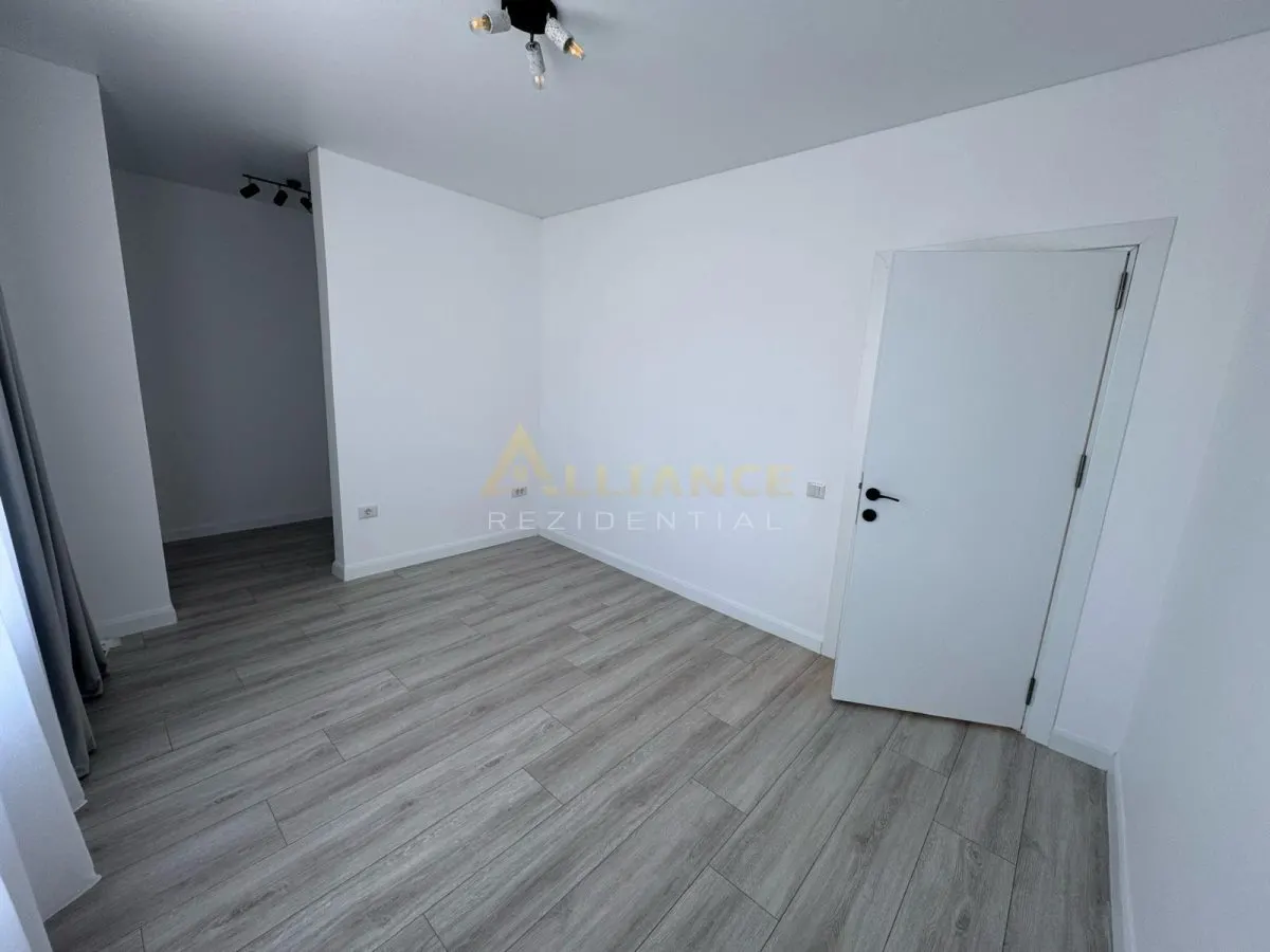 Penthouse 3 camere | 3 bai APARATORII PATRIEI - foto 8