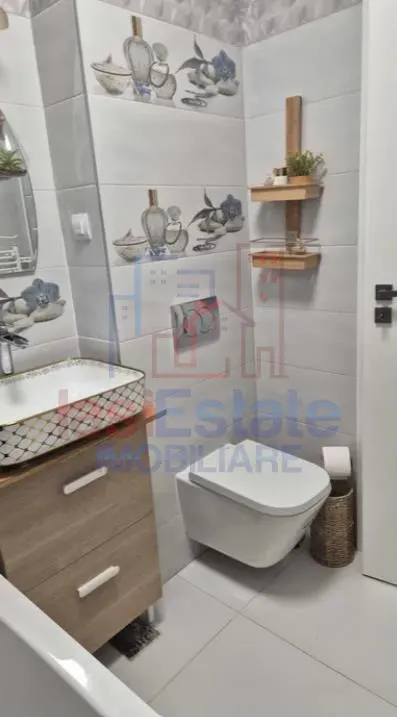 Apartament 3 camere Podu Ros - foto 8
