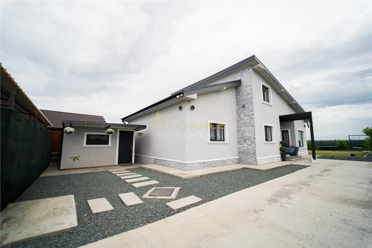 Vila individuala de vanzare â€“ 190 mp utili â€“ teren 755 mp â€“ - foto 1