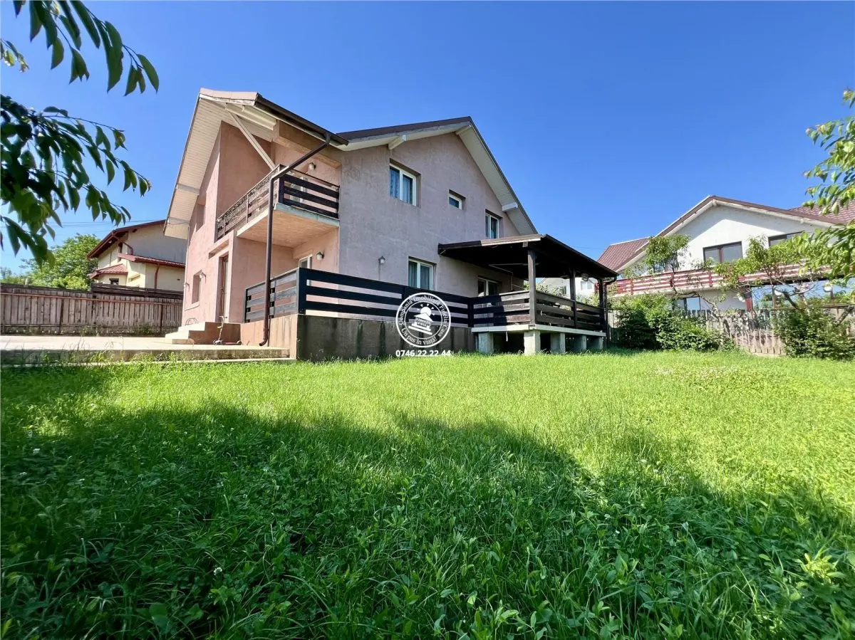 Vila cu 5 camere si 500mp de teren, de vanzare in Horpaz - foto 1