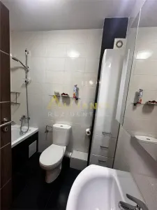 Apartament 3 camere , 2 bai ~ Brown Residence - foto 10