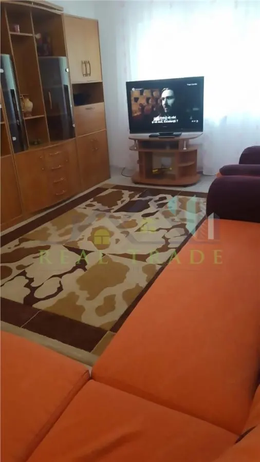 Apartament 3 camere zona Judetean - foto 1