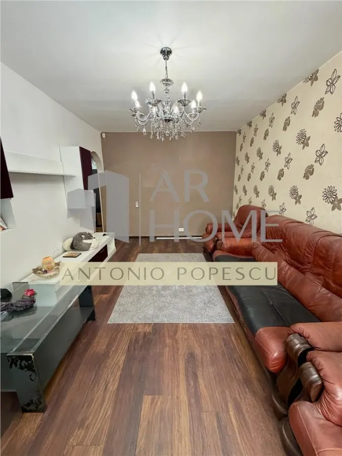 Apartament 3 camere, curte proprie, Ploiesti, zona 9 Mai. - foto 4