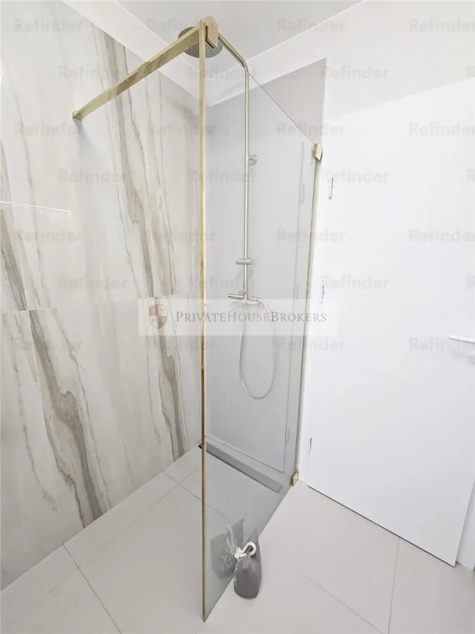 Pipera | Rond OMV | Catted Family | Bloc 2023 | Parcare - foto 7