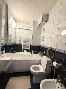 Apartament 4 camere + garaj-  Nicolina Belvedere - foto 12