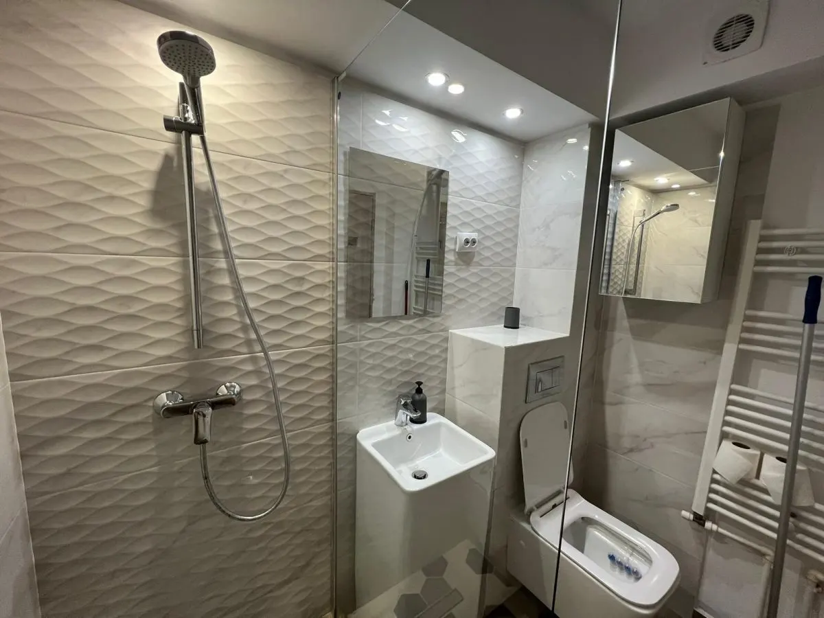 Apartament 1 camera, decomandat, zona Tatarasi - 2 Baieti - 320 euro - foto 8