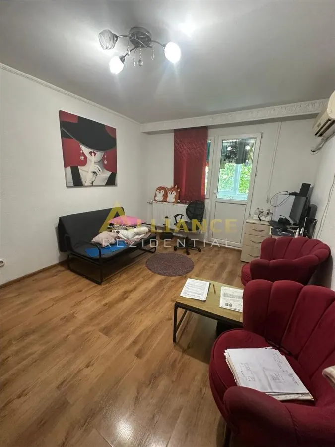 Apartament 2 camere | Constantin Brancoveanu | Etaj 2/10 | Parcare | 65.000 â‚¬ - foto 3