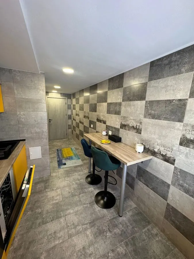 Apartament 2 Camere | Bd. Unirii | Banca Franceza Sector 3Apartament 2 camere decomandat, situat ultracentral pe Bulevardul Unirii, in zona Banca Fran - foto 5