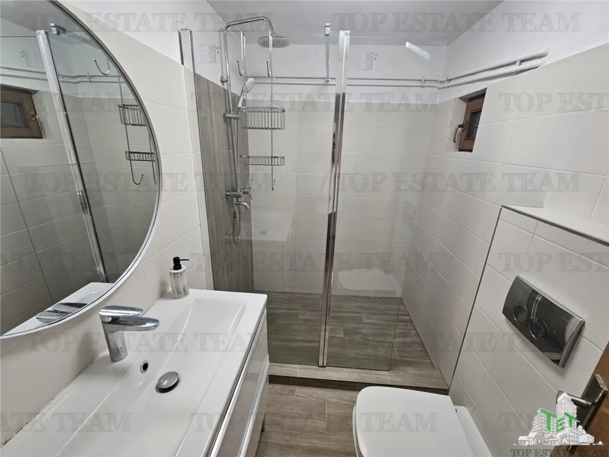 Apartament deosebit, 4 camere, 3 dormitoare - in vila cu intrare separata - o oaza de liniste in inima Constantei - foto 10