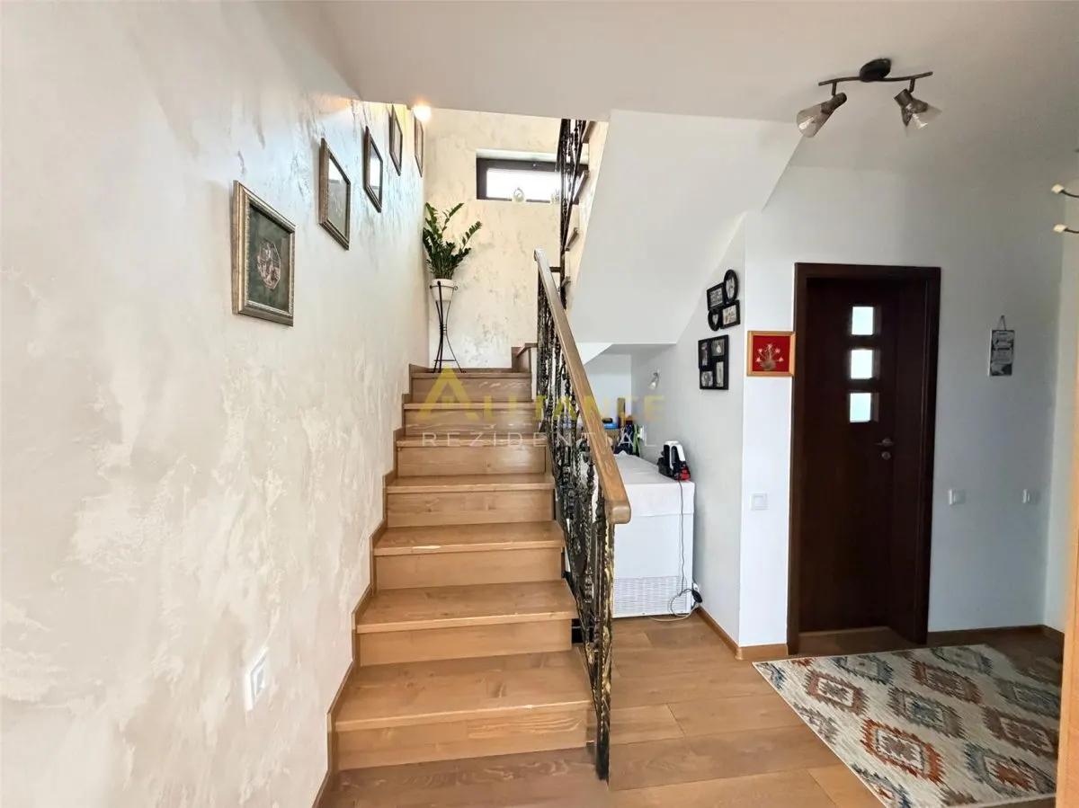 Casa individuala P+1E || 4 camere 2 bai || teren 300mp || - foto 5